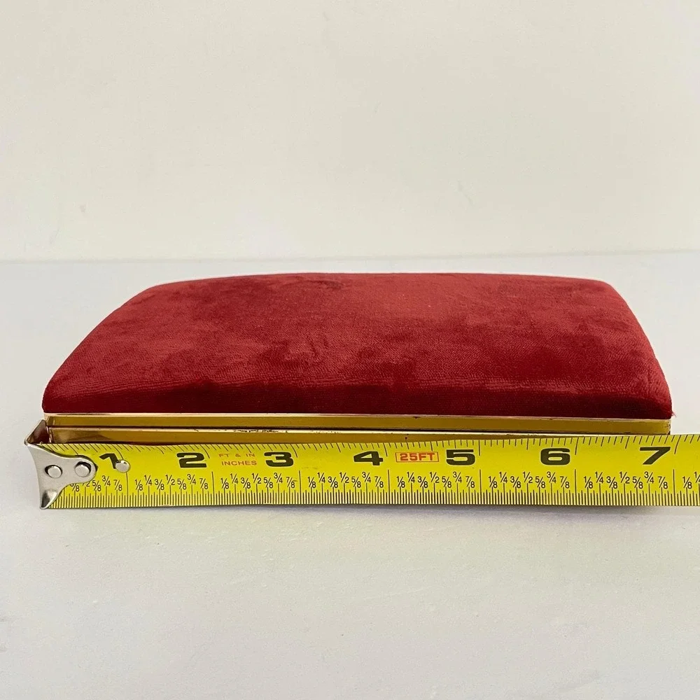 Vintage Mele Red Velvet Jewelry Travel Case Gold Tone Trim Clamshell Organizer‎